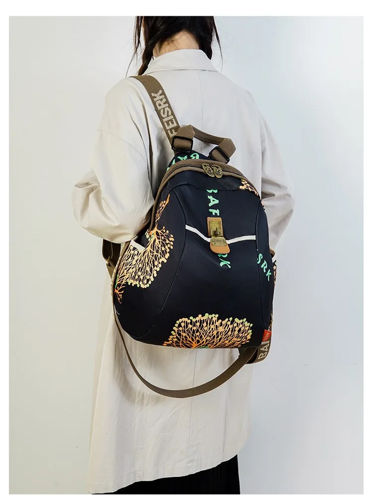 2024年新女士時尚民族風潮流印花牛津背包,24小時客服在線,售後無憂 2024年新女士時尚民族風潮流印花牛津背包,24小時客服在線,售後無憂